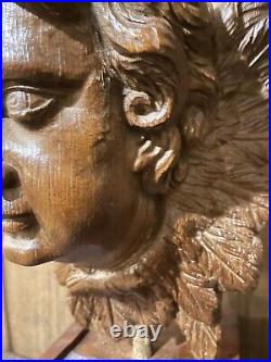 18th century Large oak carved Angel Head with Wings on a Square plinth