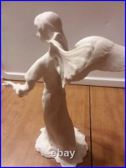 Boehm Christian Era Collection Porcelain Standing Angel Spirit of Bethlehem