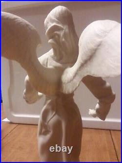 Boehm Christian Era Collection Porcelain Standing Angel Spirit of Bethlehem