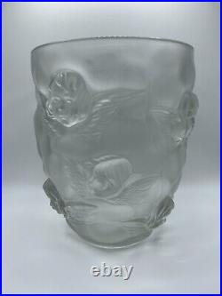 French Lalique School Figural Cherub and Angel Frosted Glass Vase, 20th Century