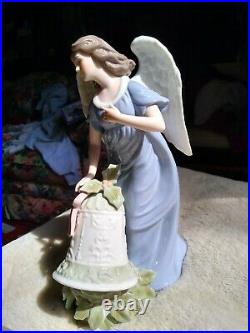 LG. LLADRO-LIKE ANGEL WithBELL QC-084 Hand Painted Darkhaired Beauty withAngel Wings