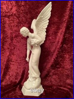 Large Beautiful Angel Grave Angel Porcelain Wings Flowers 18 1/2in