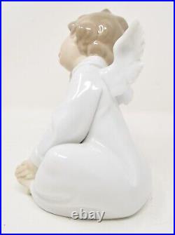 Lladro Dreaming Angel Figurine Cherub w Wings # 4961 Large Mantle Piece