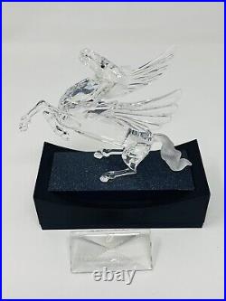 Swarovski Crystal The Pegasus Annual 1998 Fabulous Creatures Figurine WithBase