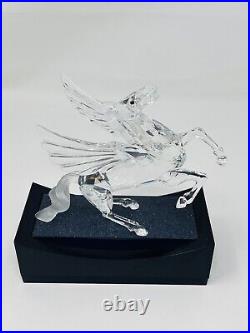 Swarovski Crystal The Pegasus Annual 1998 Fabulous Creatures Figurine WithBase