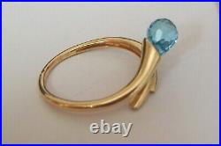 Unique modernist 18k 18ct yellow gold angel wing Tear drop blue topaz ring