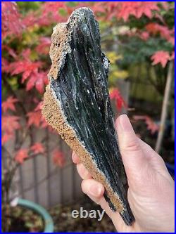 Vivianite Large Crystal Specimen Like Angel Wing 458g 2