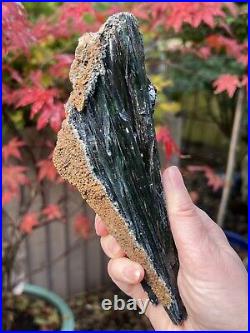 Vivianite Large Crystal Specimen Like Angel Wing 458g 2